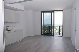 55 SW 9th St, Miami, FL 33130 - Photo 9