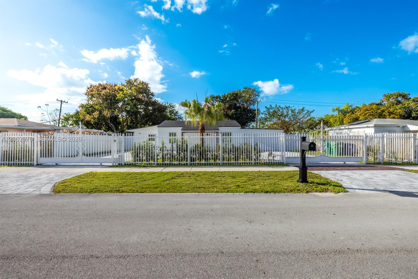 10050 SW 171st St #10050 - 10050 SW 171st St #10050, Miami, FL 33157 Luxury Property | Jose Angel Pina