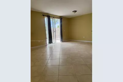 3064 SE 1st Dr #7, Homestead, FL 33033 - Photo 9