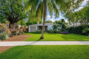 633 Mokena Dr, Miami Springs, FL 33166 - Photo 1