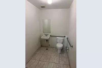 2205 W 80th St #F-4, Hialeah, FL 33016 - Photo 7
