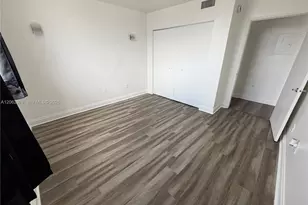 8261 NW 8th St, Miami, FL 33126 - Photo 9
