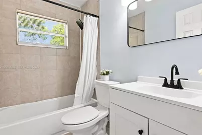 200 N 69th Ter, Hollywood, FL 33024 - Photo 15