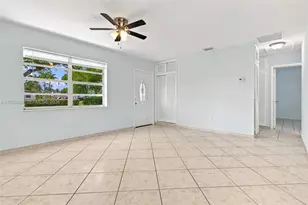 200 N 69th Terrace, Hollywood, FL 33024 - Photo 3