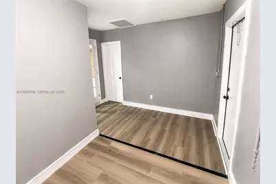 5716 NW 70th Ter, Tamarac, FL 33321 - Photo 19