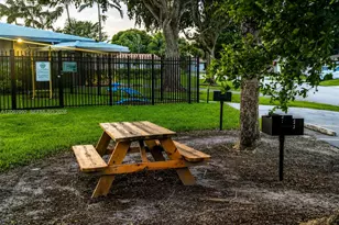 5716 NW 70th Terrace, Tamarac, FL 33321 - Photo 35