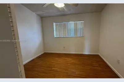5530 W 26th Ct #210, Hialeah, FL 33016 - Photo 9