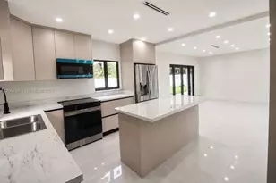 1571 NW 132nd St, Miami, FL 33167 - Photo 13