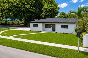 1571 NW 132nd St, Miami, FL 33167 - Photo 3