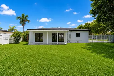 1571 NW 132nd St, Miami, FL 33167 - Photo 27