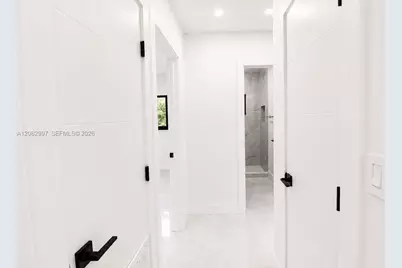 1571 NW 132nd St, Miami, FL 33167 - Photo 21
