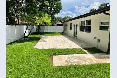 9845 NW 25th Ter, Doral, FL 33172 - Photo 31