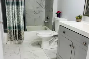 701 SW 142nd Ave, Pembroke Pines, FL 33027 - Photo 11
