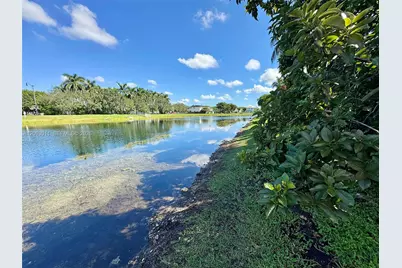 3457 NE 2nd St, Homestead, FL 33033 - Photo 13