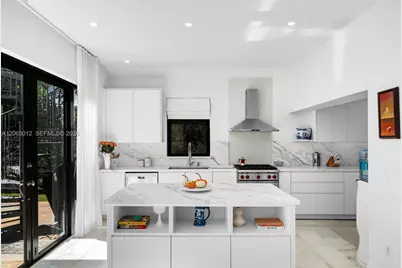 110 3rd San Marino Ter #0, Miami Beach, FL 33139 - Photo 3