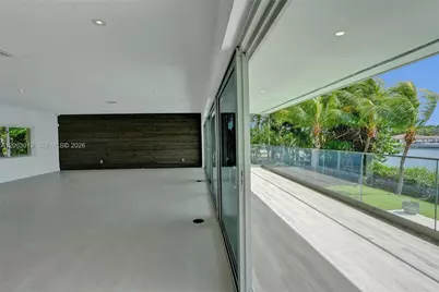 19231 NE 22nd Ave, Miami, FL 33180 - Photo 37