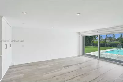 19231 NE 22nd Ave, Miami, FL 33180 - Photo 25