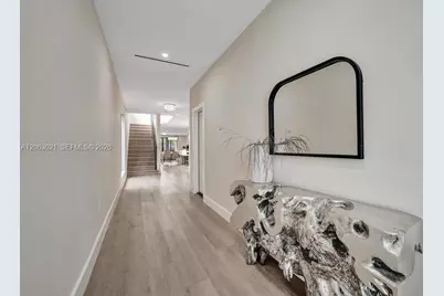 1103 NE 16th Ter #1, Fort Lauderdale, FL 33304 - Photo 3