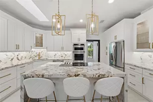 8215 Grand Canal Dr, Miami, FL 33144 - Photo 9