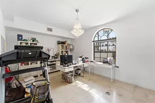8215 Grand Canal Dr, Miami, FL 33144 - Photo 27