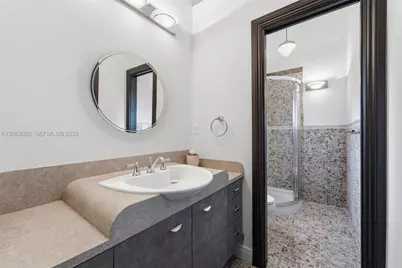 8215 Grand Canal Dr, Miami, FL 33144 - Photo 29