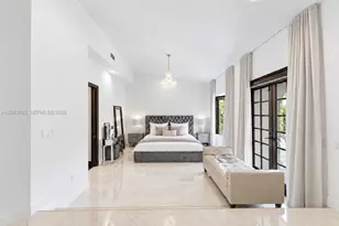 8215 Grand Canal Dr, Miami, FL 33144 - Photo 21