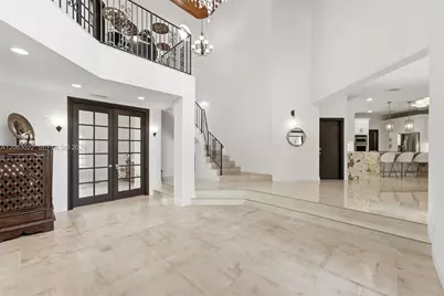 8215 Grand Canal Dr, Miami, FL 33144 - Photo 13