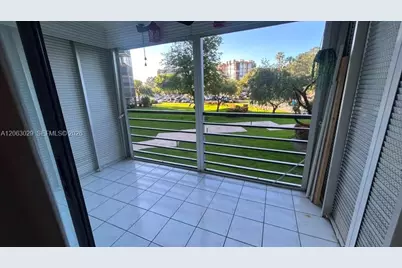 1300 Saint Charles Pl #202, Pembroke Pines, FL 33026 - Photo 13