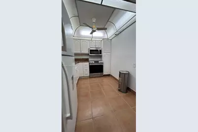 1300 Saint Charles Pl #202, Pembroke Pines, FL 33026 - Photo 15