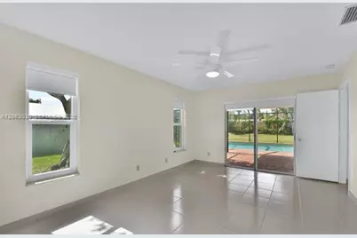 2480 Windsor Rd, Palm Beach Gardens, FL 33410 - Photo 17