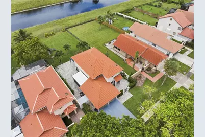 3931 NW 7th Pl, Deerfield Beach, FL 33442 - Photo 27