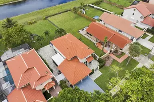 3931 NW 7th Pl, Deerfield Beach, FL 33442 - Photo 27