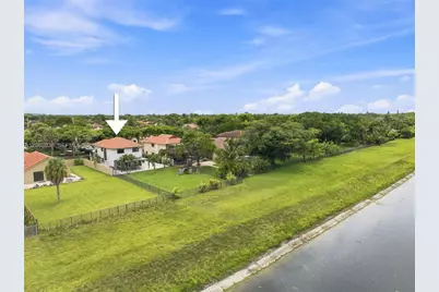 3931 NW 7th Pl, Deerfield Beach, FL 33442 - Photo 25