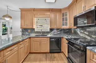 8680 SW 57th Ct, Cooper City, FL 33328 - Photo 11