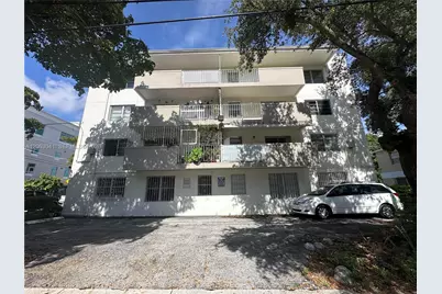 755 SW 6th St #10, Miami, FL 33130 - Photo 1