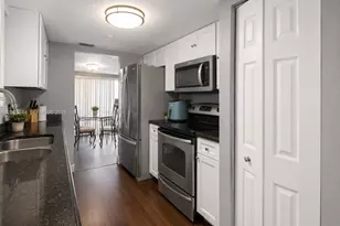 2824 NW 80th Ave, Sunrise, FL 33322 - Photo 9