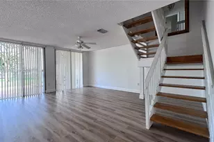 9781 NW 45th Ln, Doral, FL 33178 - Photo 3