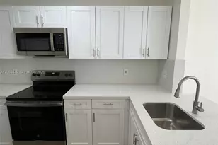 2685 W 66th St, Hialeah, FL 33016 - Photo 27