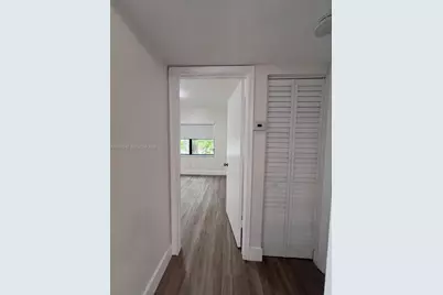 2685 W 66th St #12-20, Hialeah, FL 33016 - Photo 9