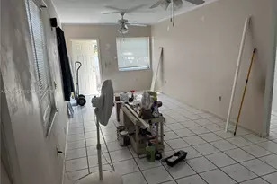 562 E 44th St, Hialeah, FL 33013 - Photo 27