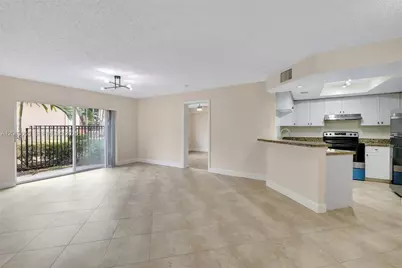 2009 SE 10th Ave #302, Fort Lauderdale, FL 33316 - Photo 5