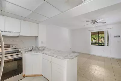 2170 W 60th St #16208, Hialeah, FL 33016 - Photo 13