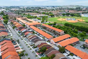2170 W 60th St, Hialeah, FL 33016 - Photo 31