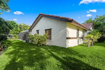 8308 NW 74th St, Tamarac, FL 33321 - Photo 33