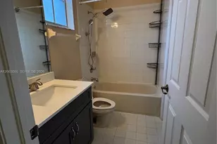 4917 SW 140th Terrace, Miramar, FL 33027 - Photo 5
