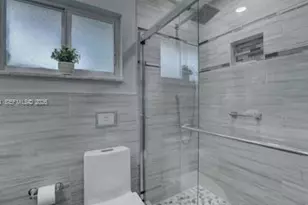 112 NE 10th Ave, Pompano Beach, FL 33060 - Photo 27