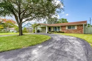 112 NE 10th Ave, Pompano Beach, FL 33060 - Photo 5