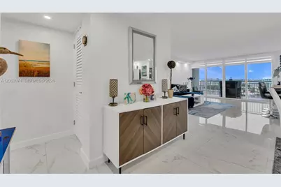 18071 Biscayne Blvd #901, Aventura, FL 33160 - Photo 3