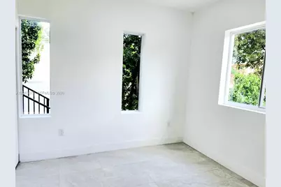 580 NW 34th St #1, Miami, FL 33127 - Photo 9