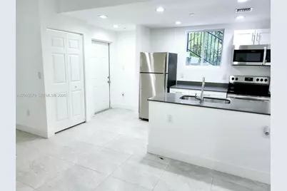 580 NW 34th St #1, Miami, FL 33127 - Photo 3